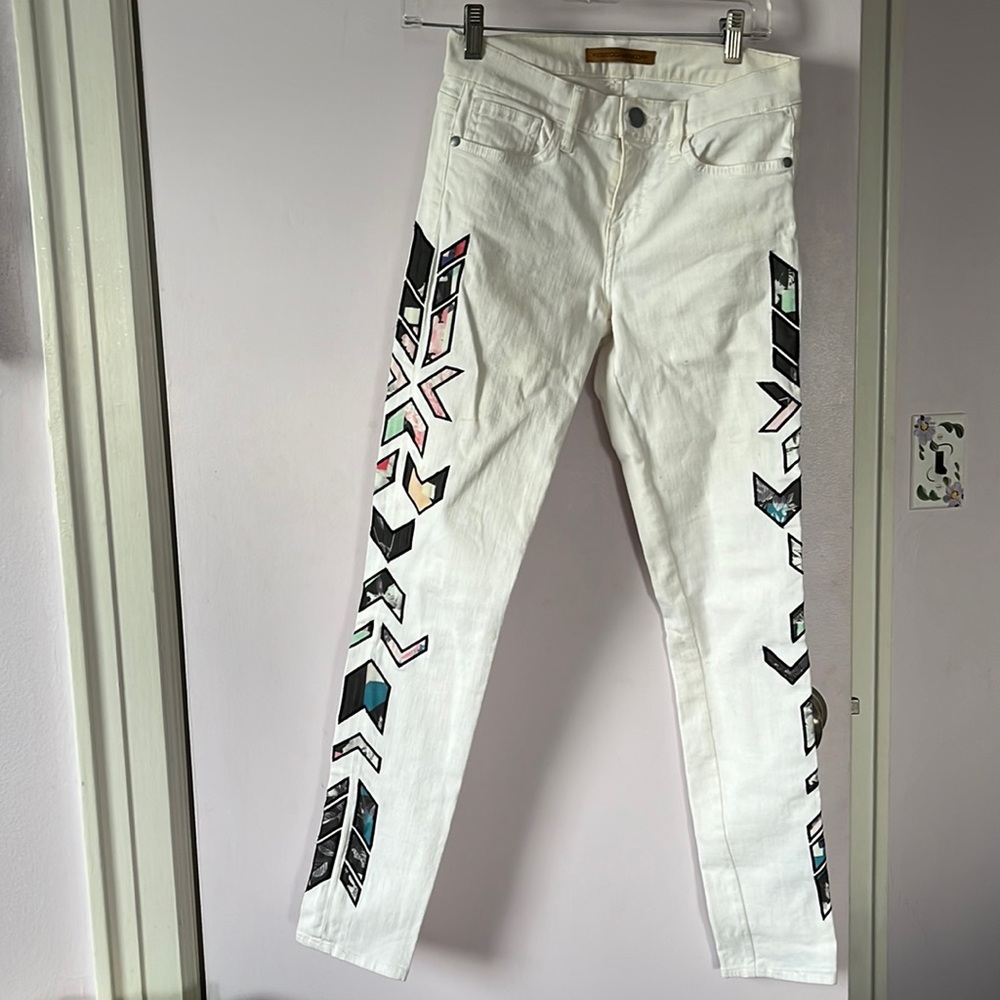 Rebecca Minkoff-white chevron jeans-adorable
